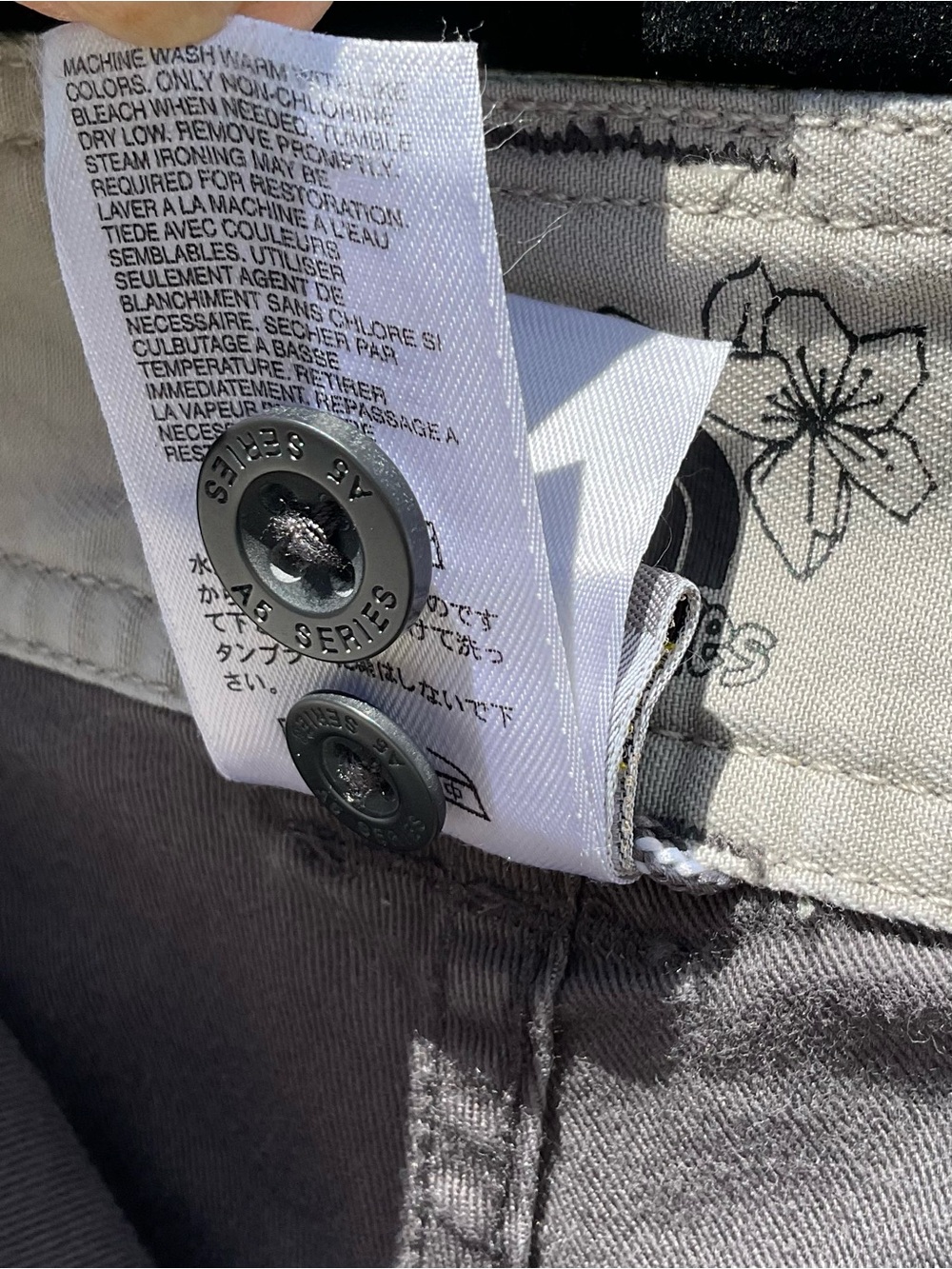 The North Face Active Series Gray Capri Pants Women’s Size 10 Cotton Drawstring - Picture 4 of 6